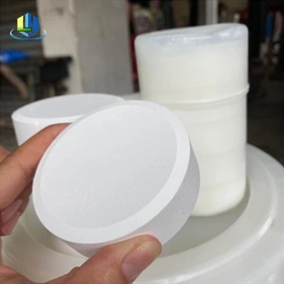 คลอรีน 90% 200g กรดไตรคลอโรไอโซไซยานูริก TCCA สารฟอกขาวฆ่าเชื้อ